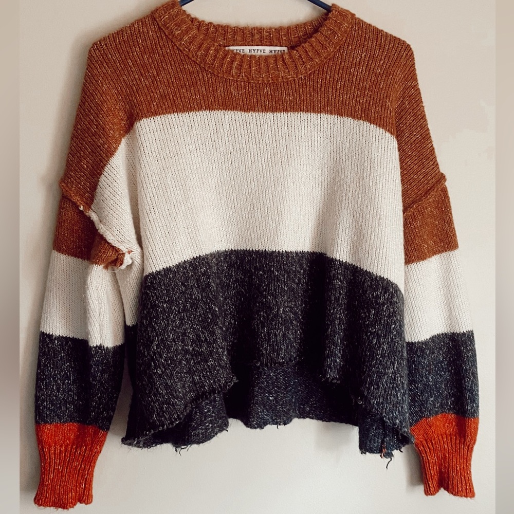 Hyfive sweater